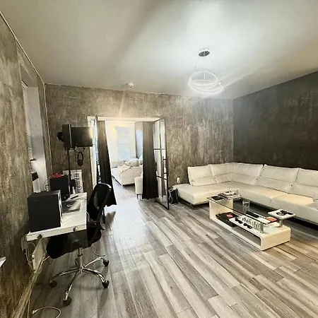 3 Bedroom Condo In Central Park/ Times Square/ Hudson Yards